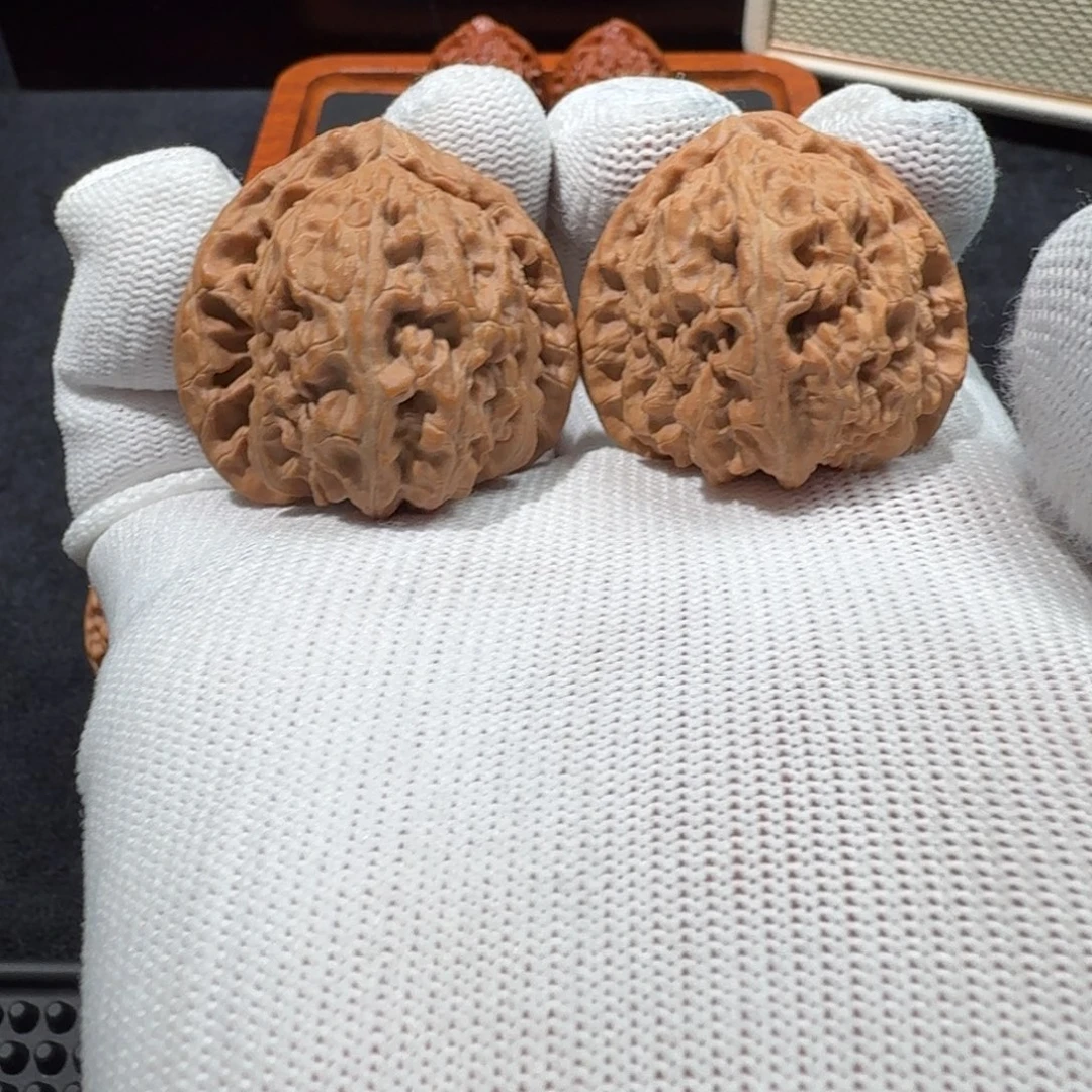 吊坠文玩核桃白狮子