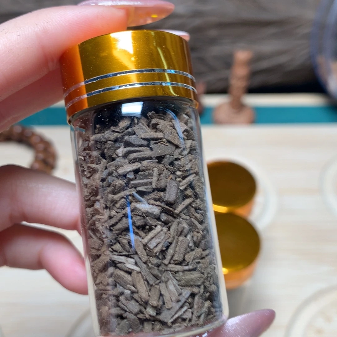 檀香木其他迈索尔老山檀阴沉颗粒10g