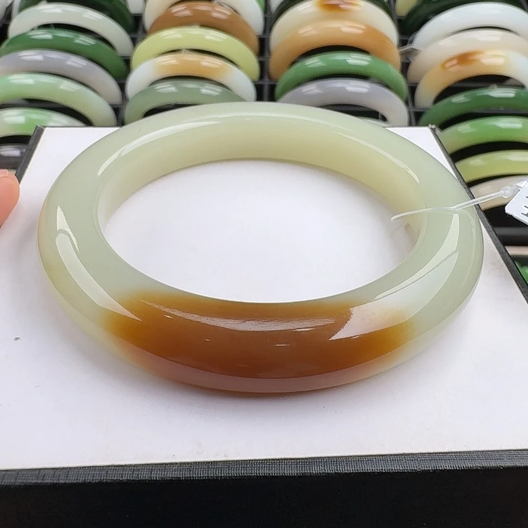 和田玉手镯未镶嵌58.8