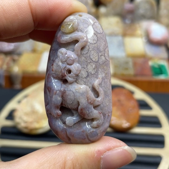 硅化玉未镶嵌颈饰k350