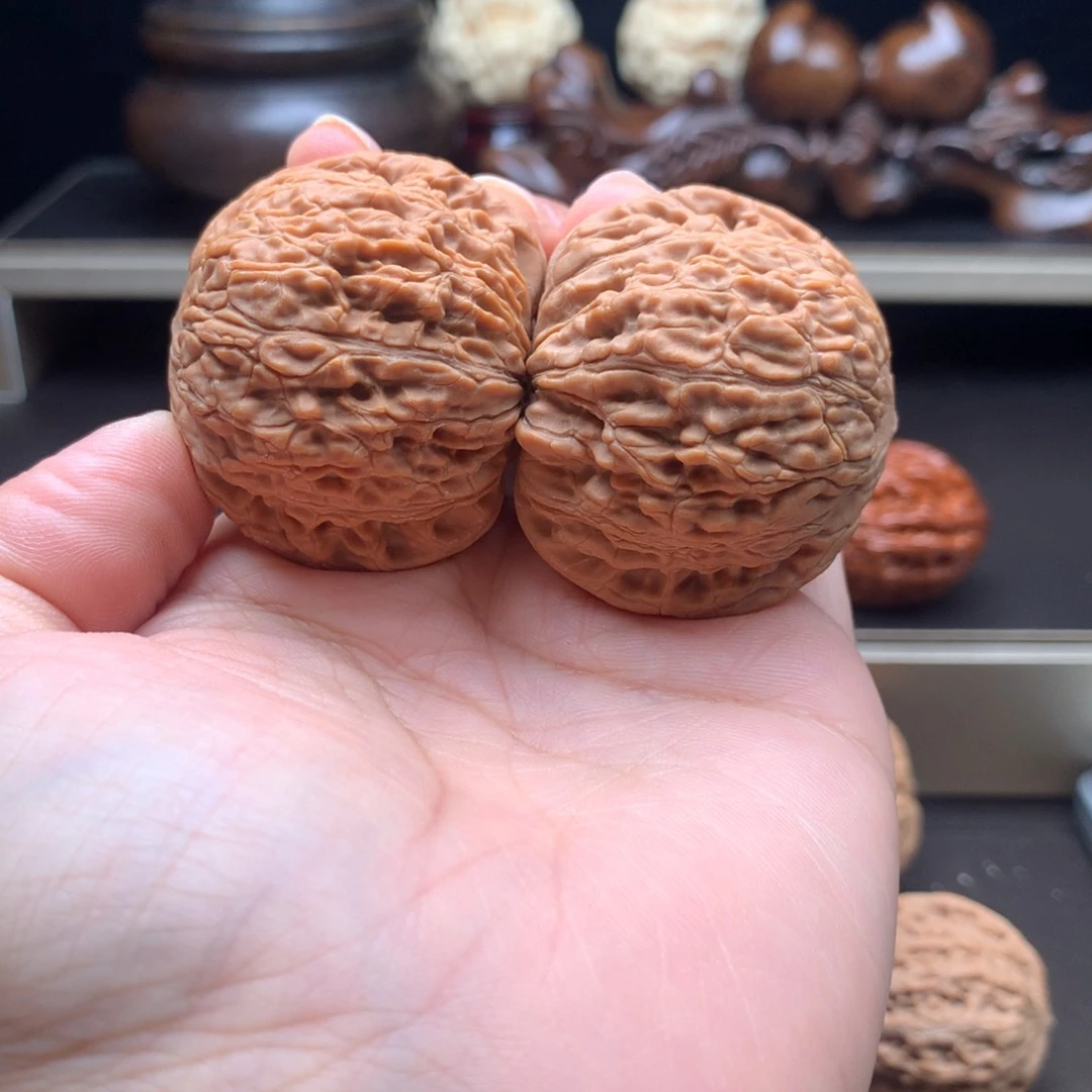 吊坠文玩核桃绣球