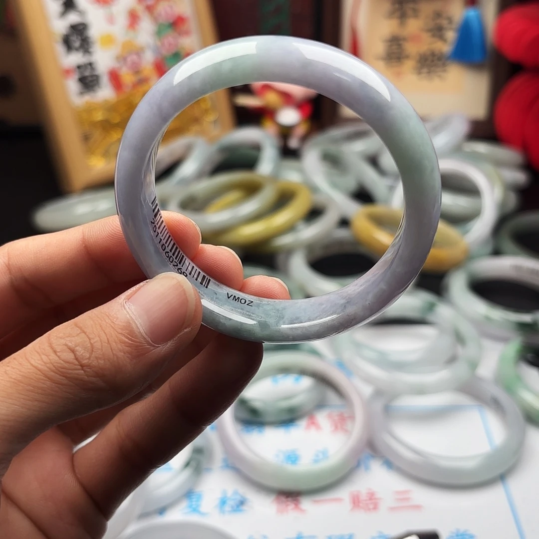 翡翠未镶嵌手镯5556x4 27