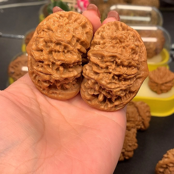 文玩核桃吊坠六**春57官帽