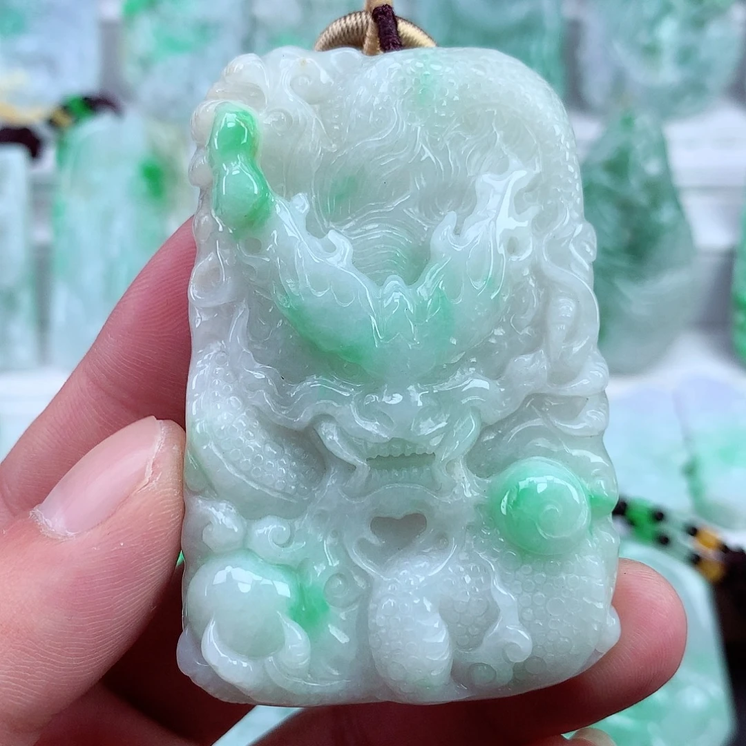 翡翠未镶嵌颈饰翡翠吊坠