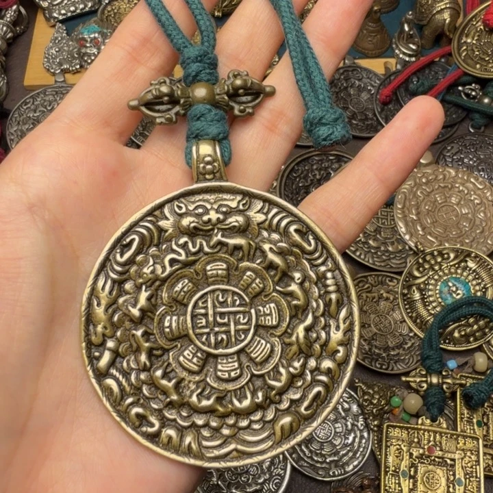 藏传文玩九宫如图