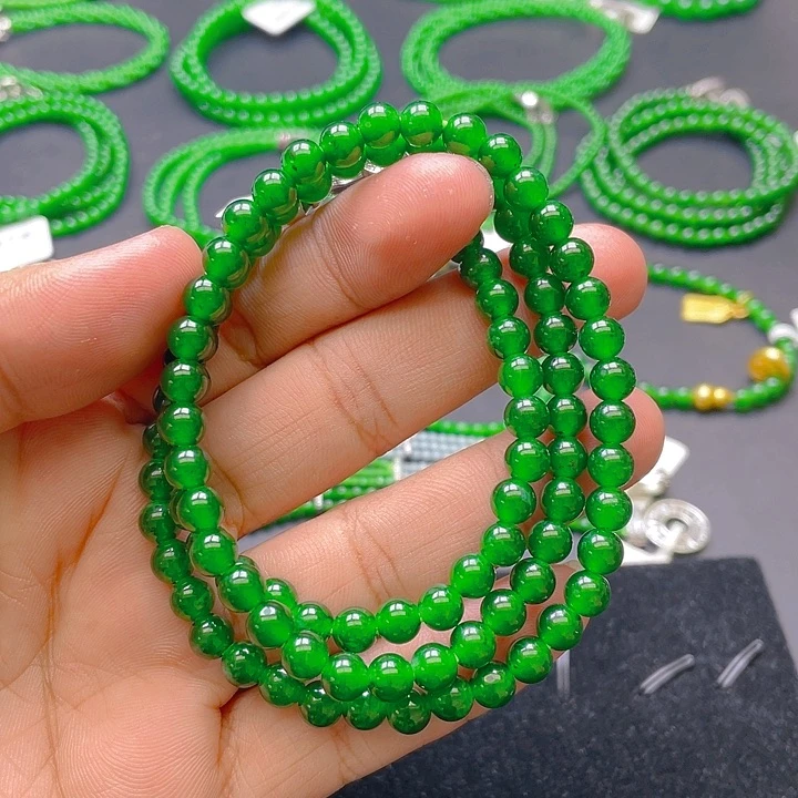 颈饰未镶嵌翡翠A货卡6