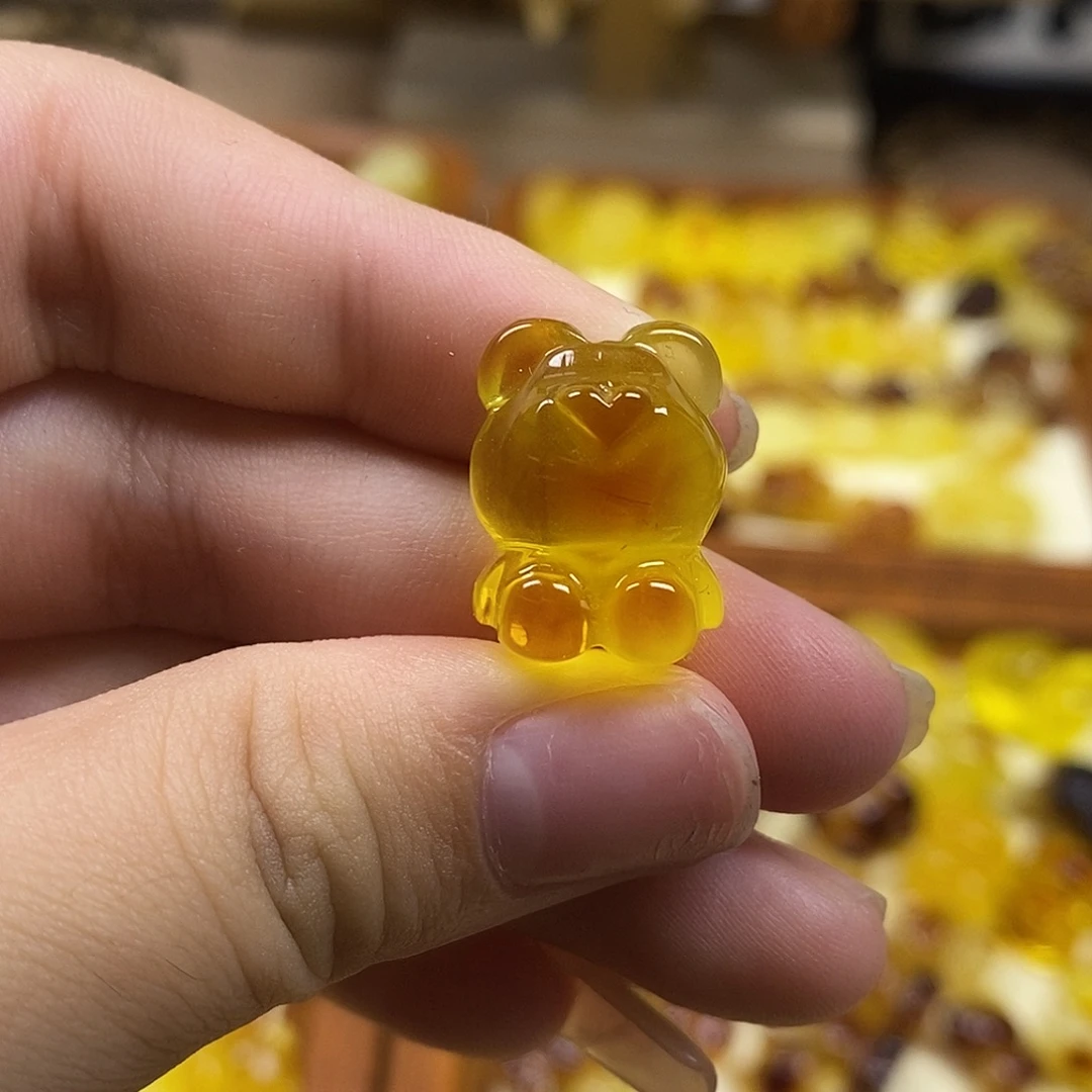 琥珀未镶嵌珠宝奇石