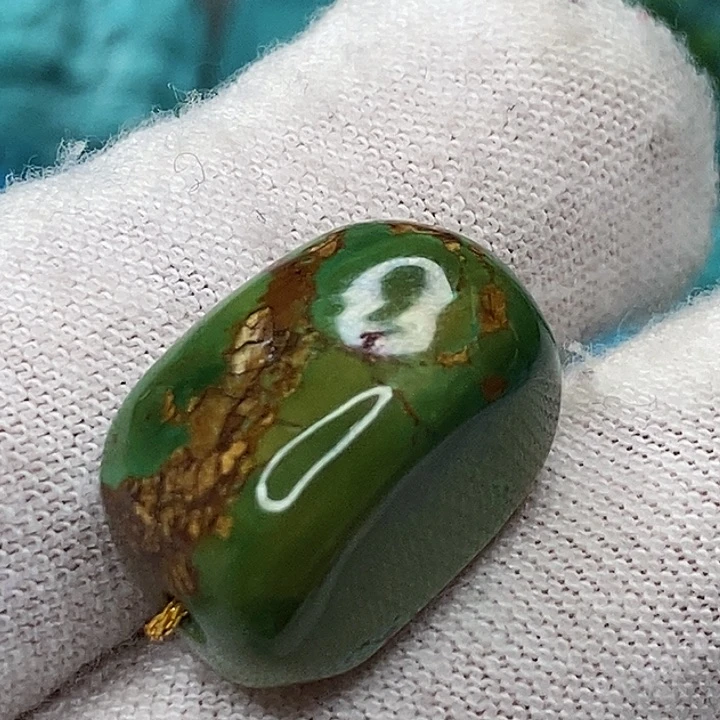 未镶嵌绿松石天然原矿 带武汉地大证书