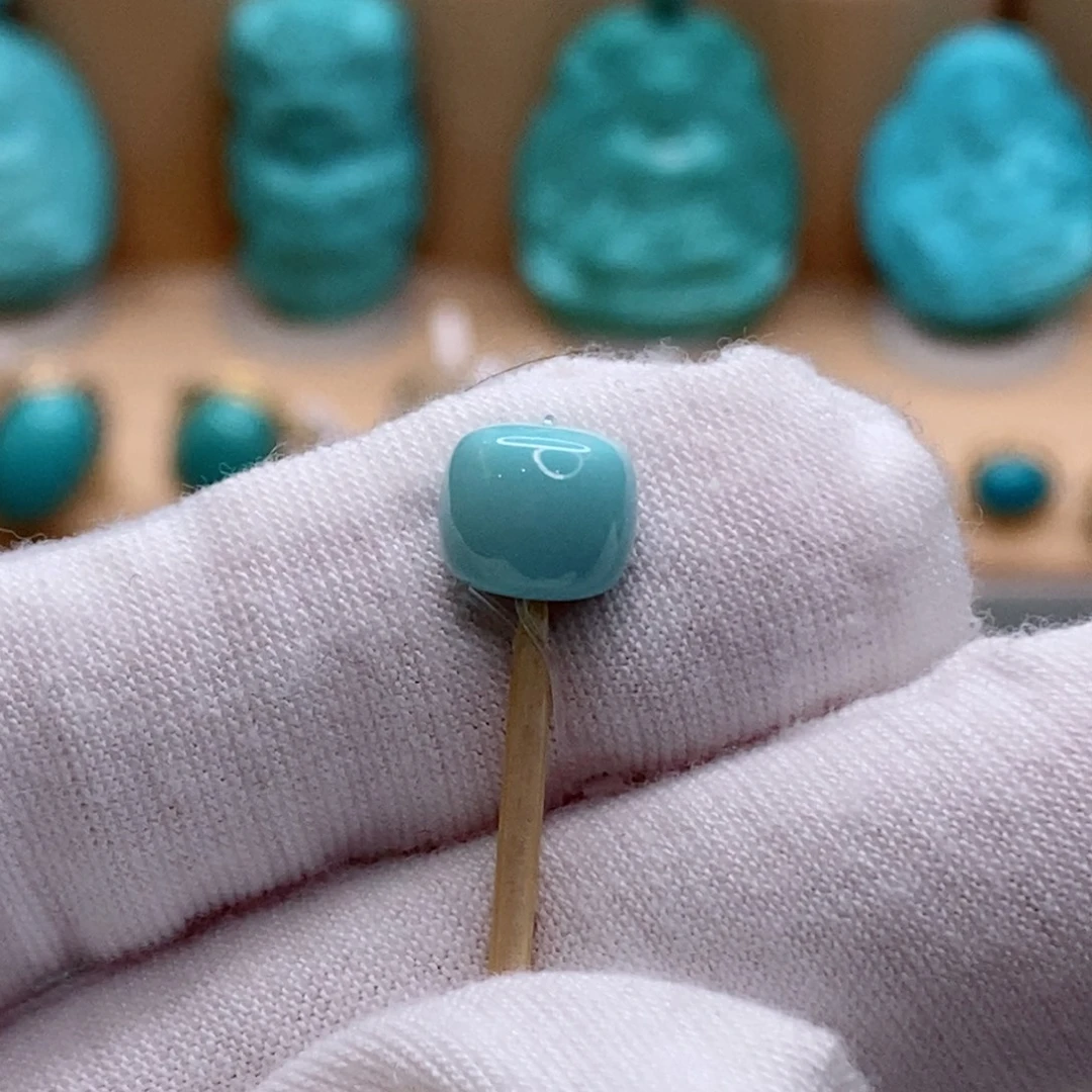 绿松石未镶嵌珠宝奇石7.9mm