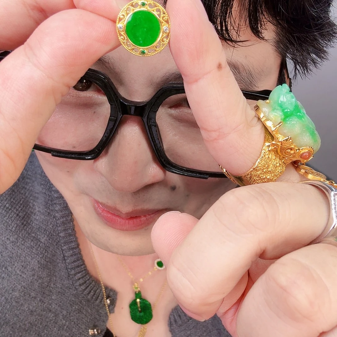 翡翠颈饰未镶嵌一个