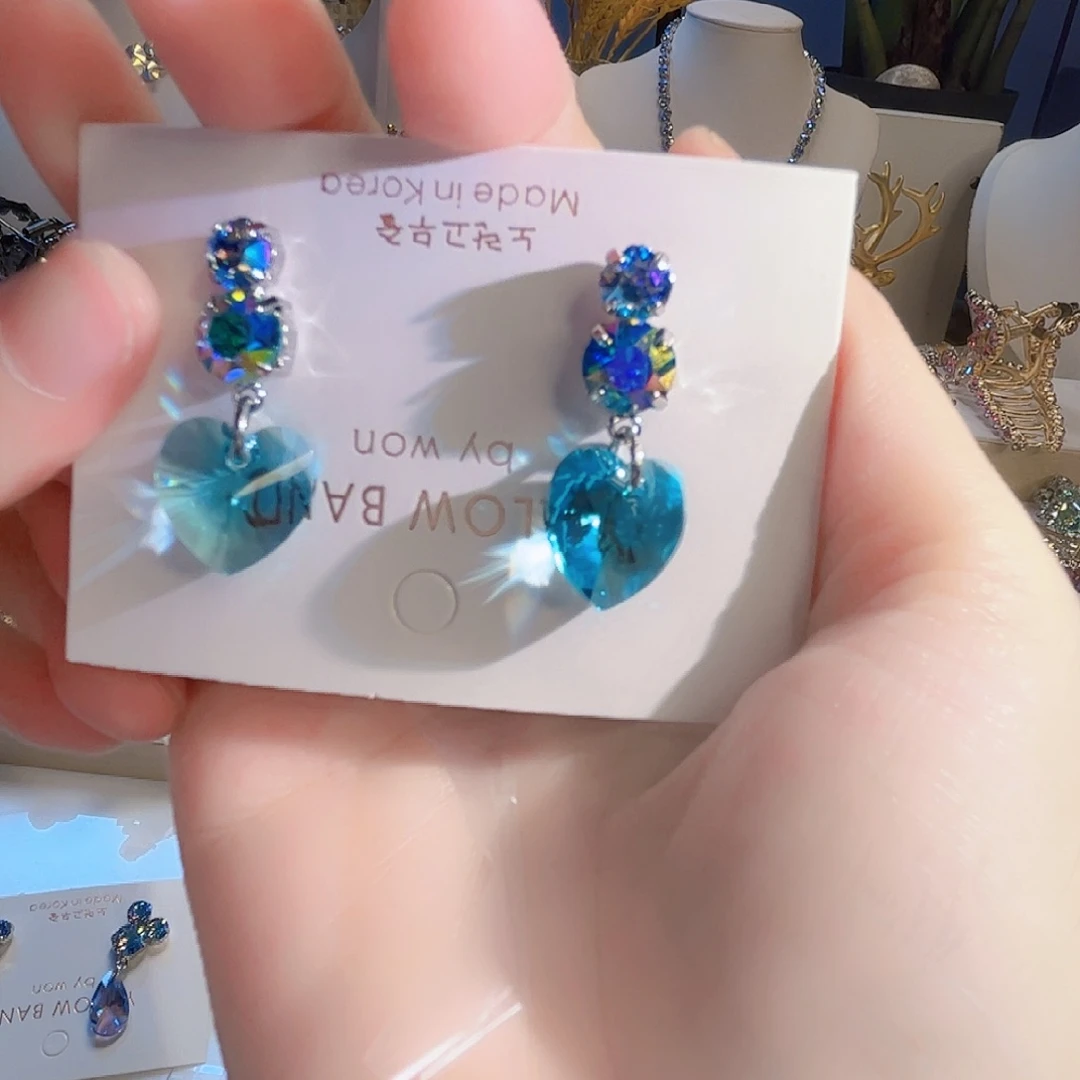皮质铁合金施华耳环