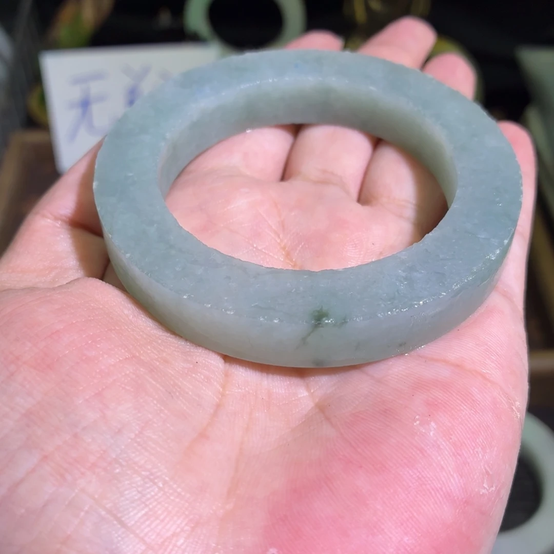 定制翡翠未镶嵌缅甸翡翠A货手镯毛胚定制