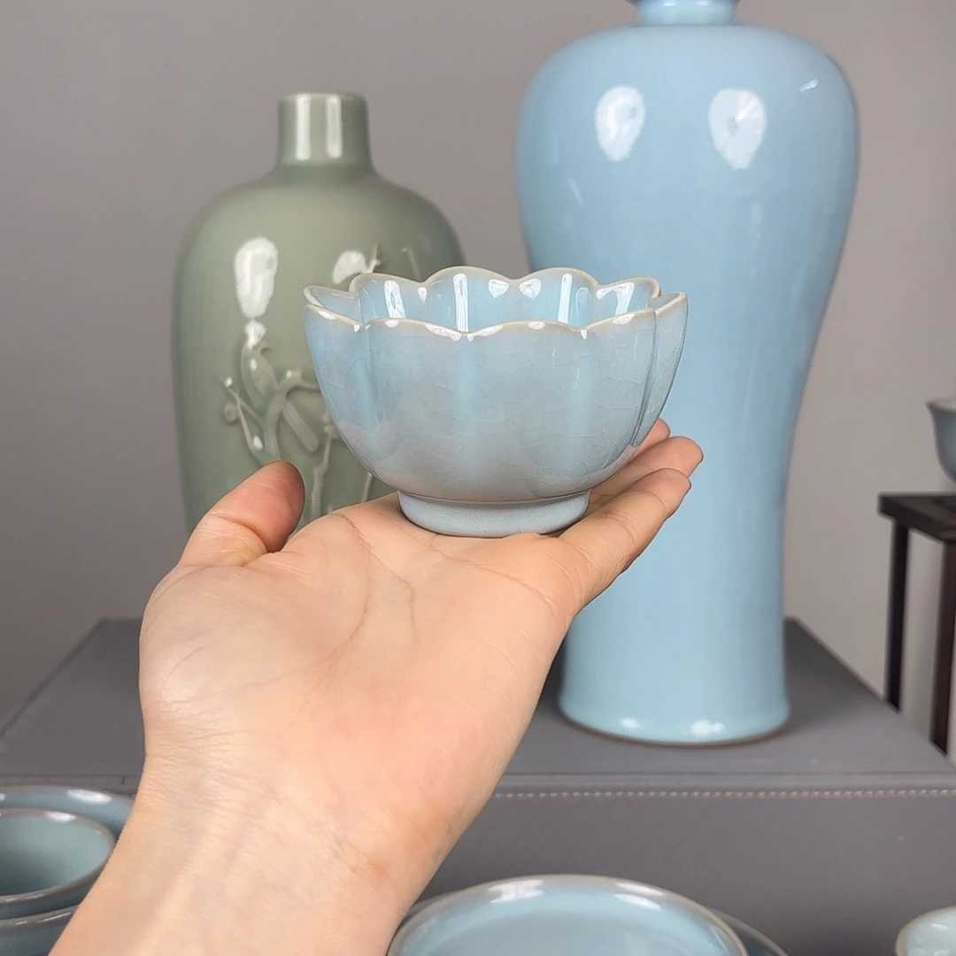 其他汝窑天青釉小号莲花杯