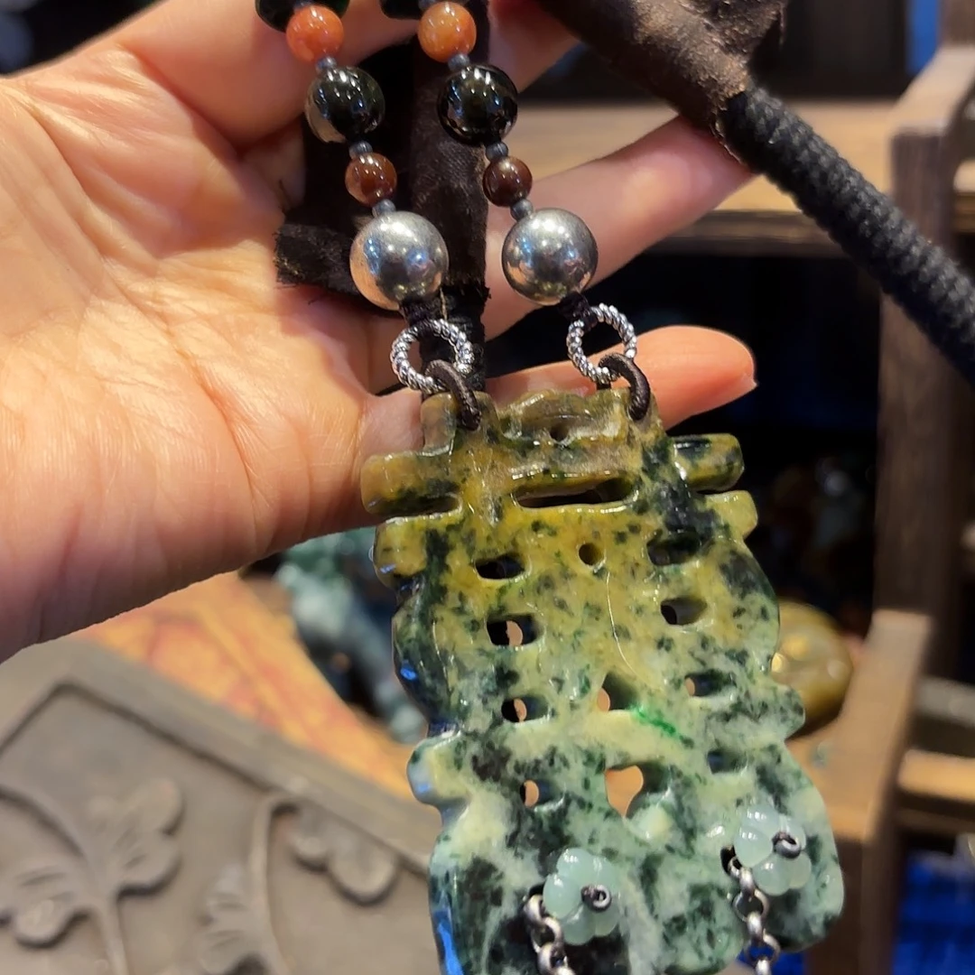 翡翠未镶嵌颈饰原创