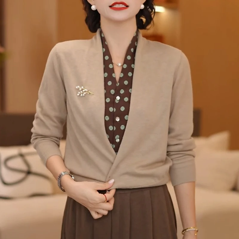 吕木【贵妃领】直播间同款秋日长袖针织假两件开衫贵夫人洋气上衣