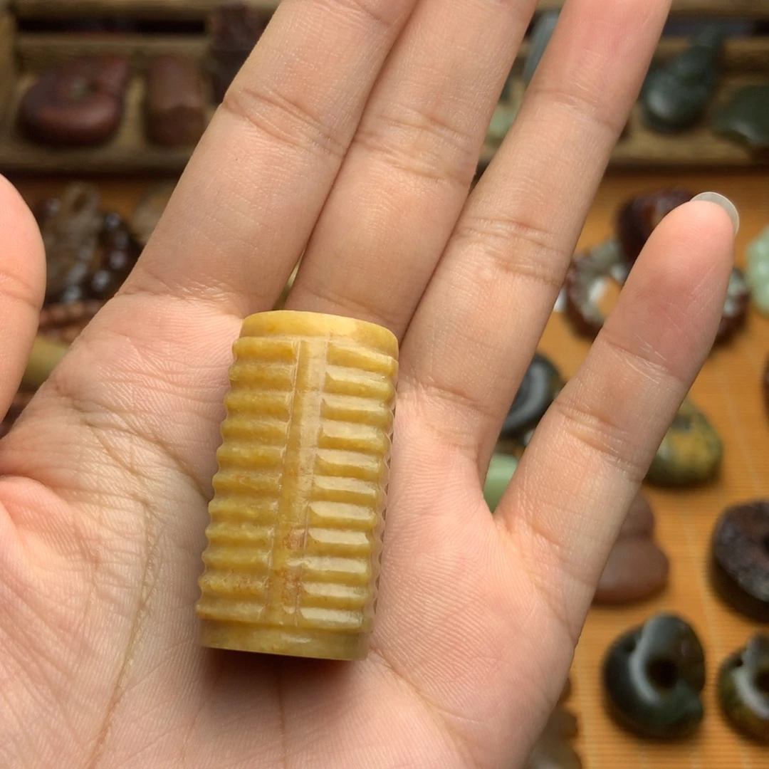 未镶嵌岫岩河磨玉（透闪石质玉）挂件塑****袋