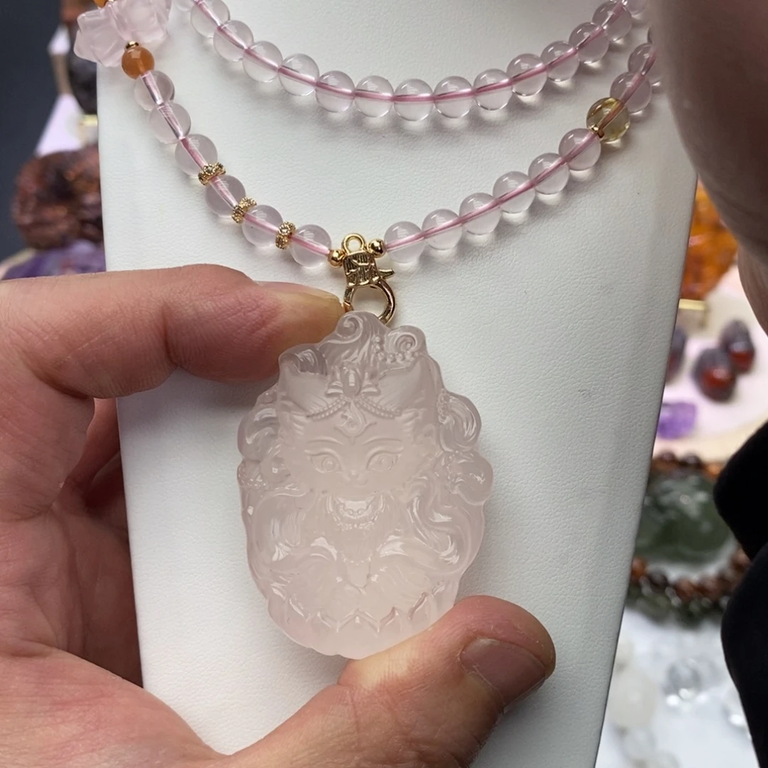 未镶嵌颈饰水晶吊坠