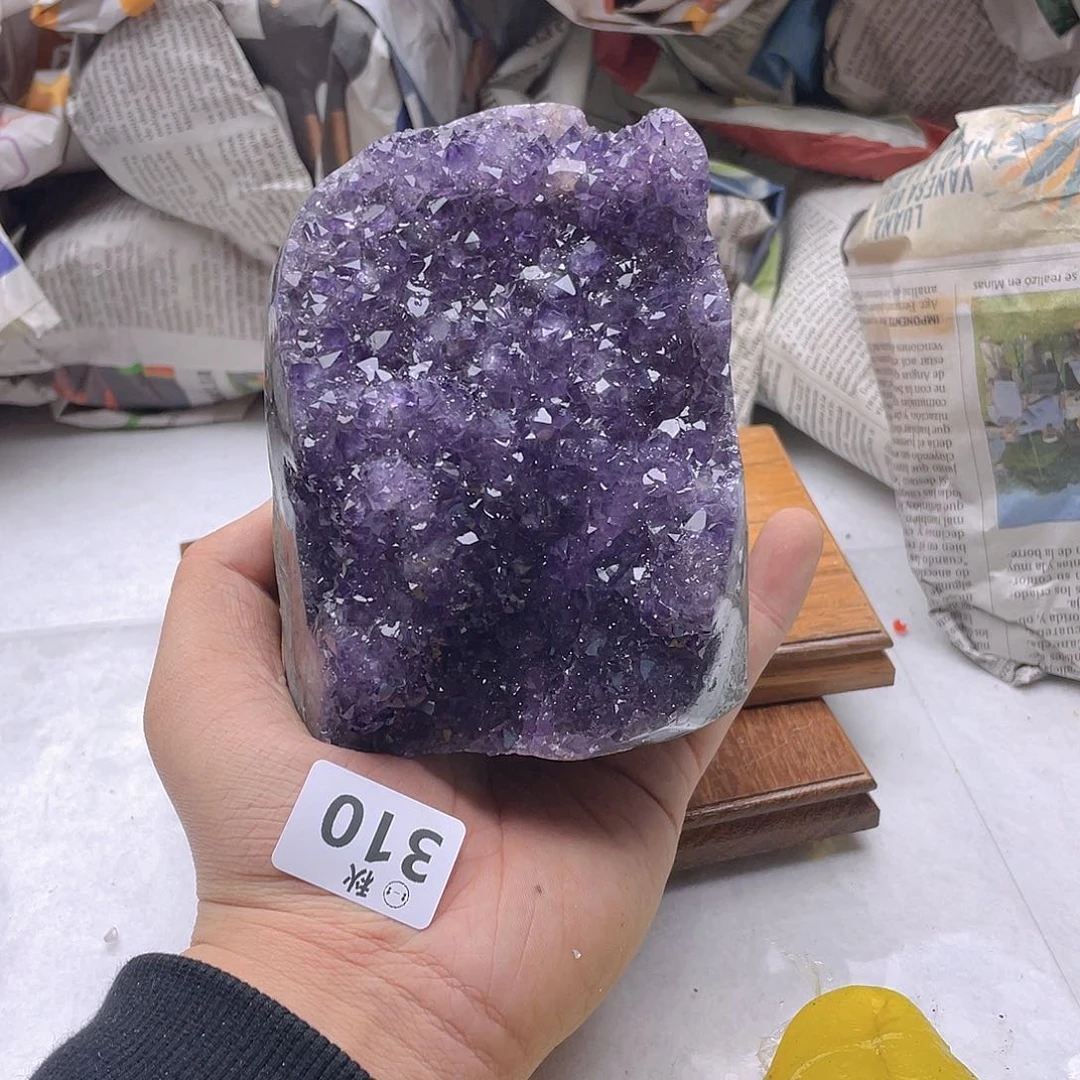 紫晶大型摆件（非配饰）未镶嵌