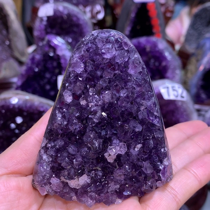 水晶大型摆件（非配饰）未镶嵌