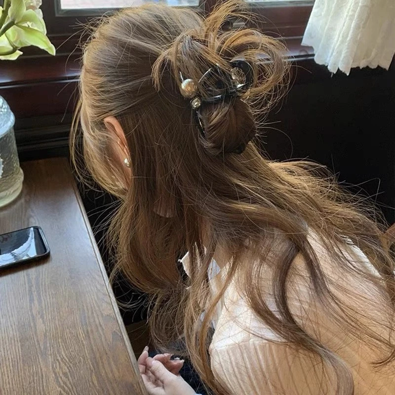 【阿敲】A1249~蝴蝶扣珍珠发夹抓夹发量多鲨鱼夹-麦穗头饰