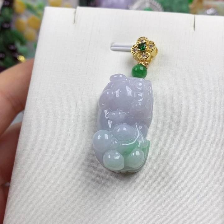 吊坠(赠链)未镶嵌翡翠