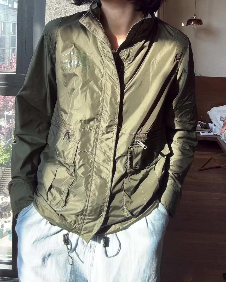 95新 BURBERRY/博柏利 送中检/博柏利军绿色夹克外套（近代款）