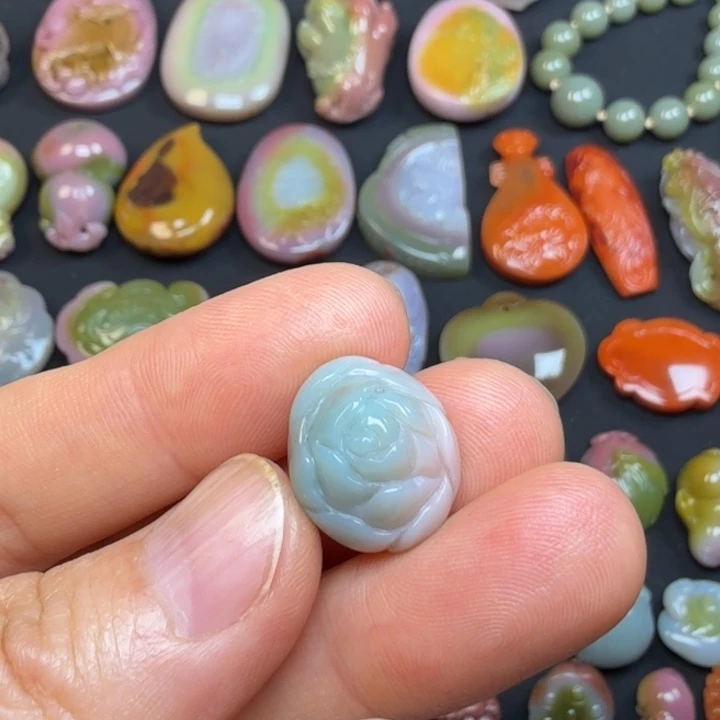 玛瑙/玉髓颈饰未镶嵌