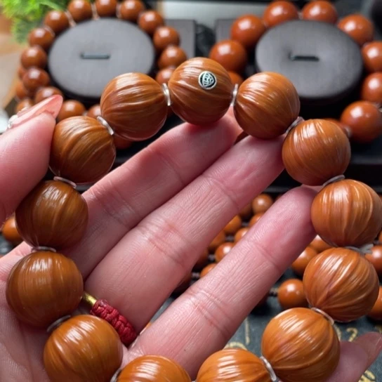 徐***懿吊坠橄榄核橄榄1.8