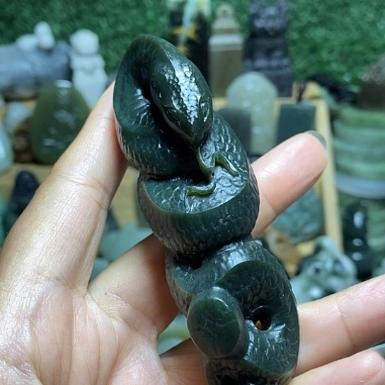 未镶嵌和田玉（糖玉）珠宝半成品