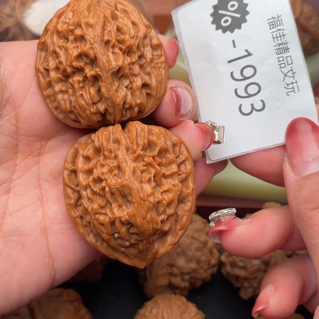 文玩核桃把件43毕业老树鸡心