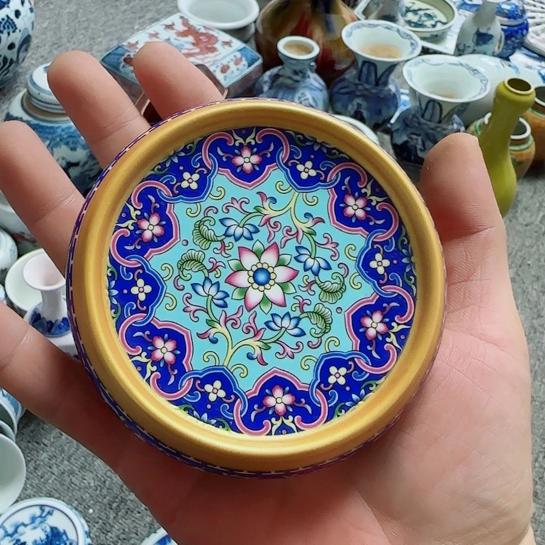 摆件瓷器的工艺技术与艺术