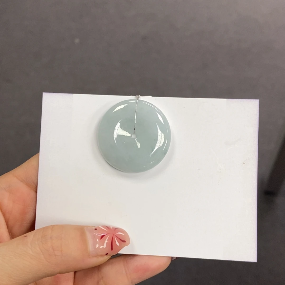 翡翠颈饰未镶嵌天然翡翠