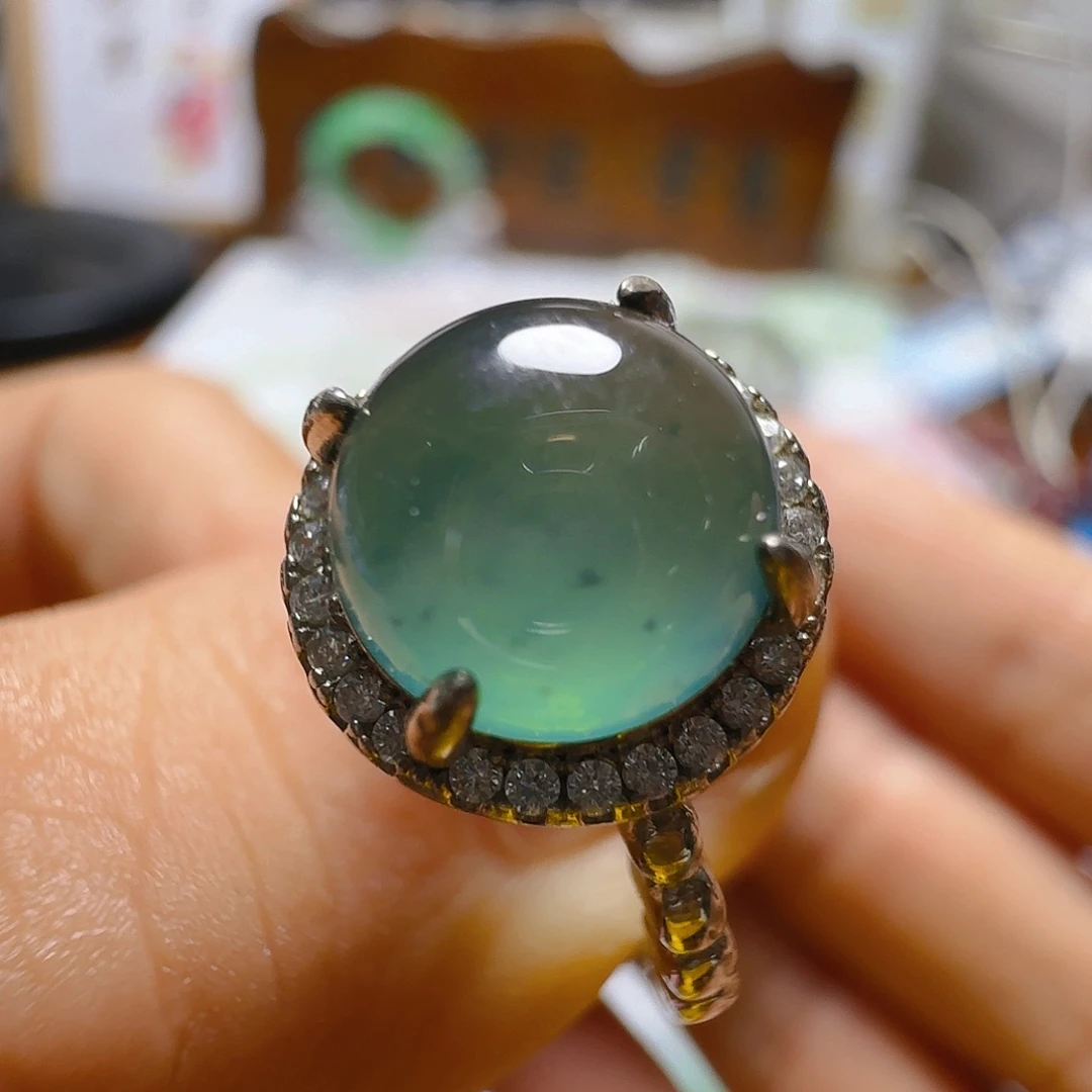 翡翠未镶嵌颈饰翡翠50