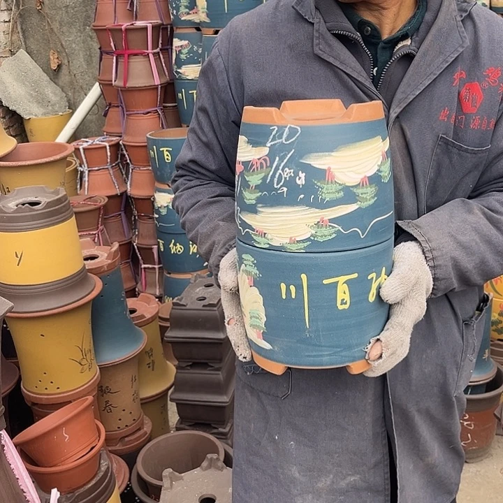 紫砂紫砂花盆和一