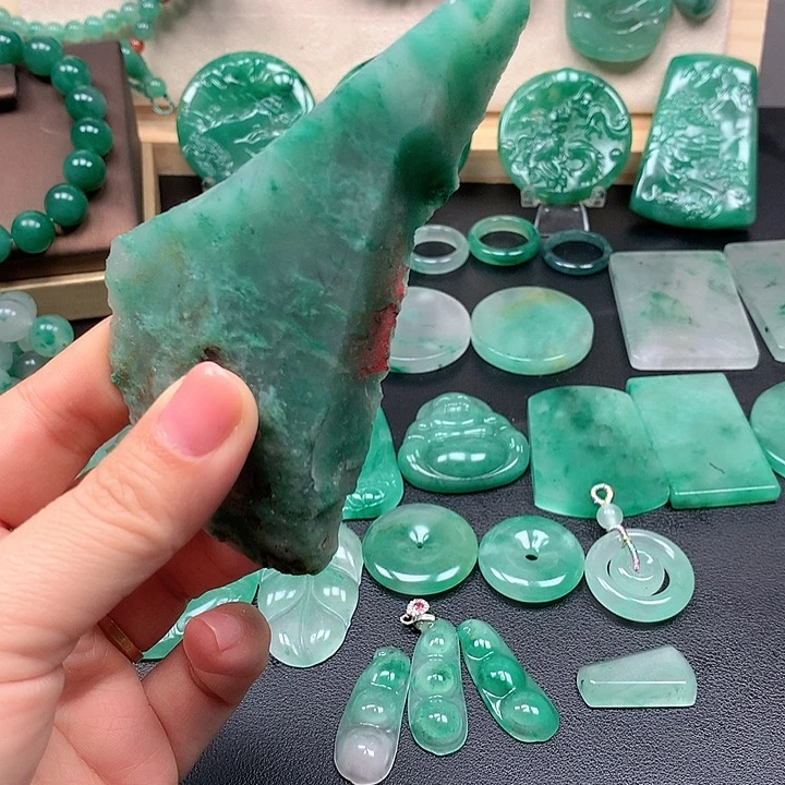 未镶嵌石英岩玉珠宝半成品