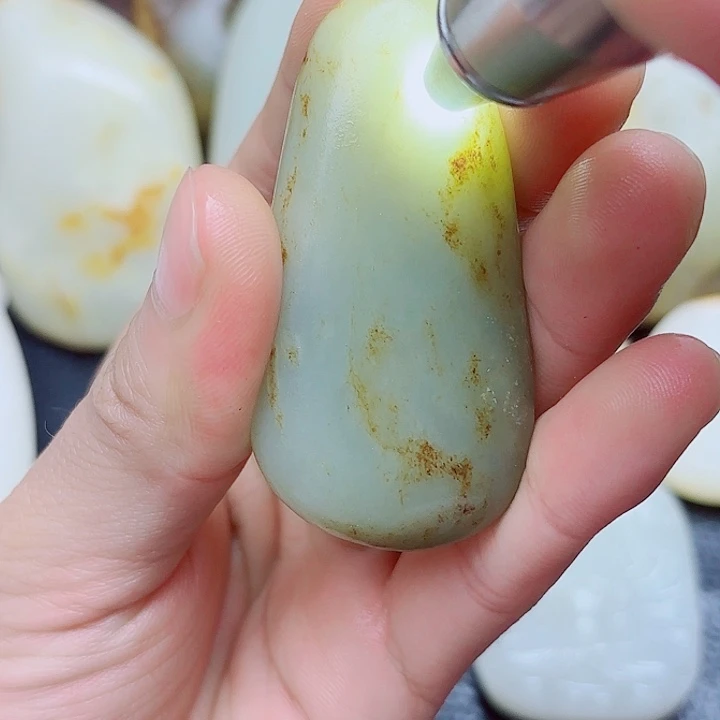 未镶嵌和田玉挂件