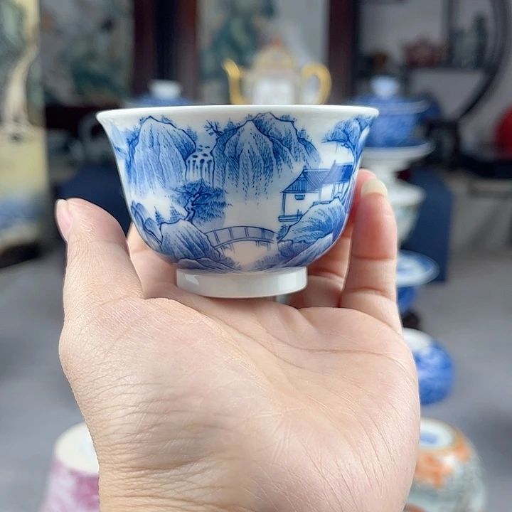福利陶瓷小杯一个