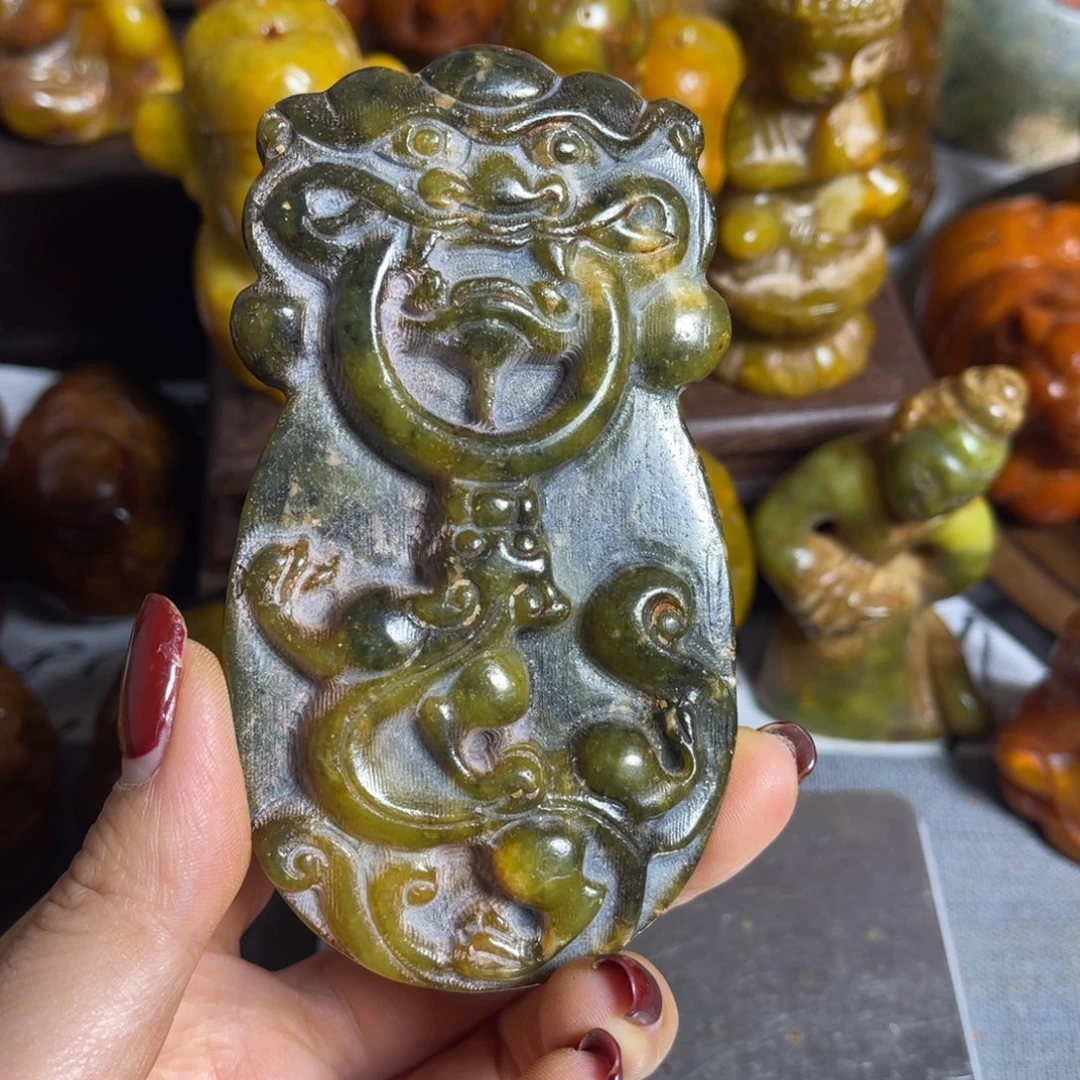 蛇纹石玉合金颈饰