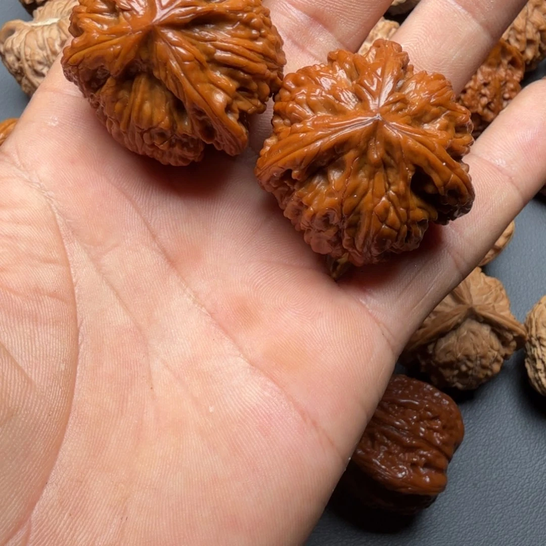 一***。文玩核桃吊坠文玩核桃文山40