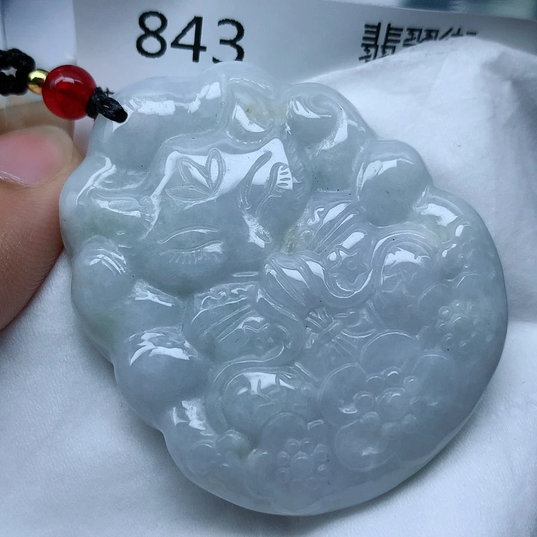 翡翠未镶嵌颈饰吊坠