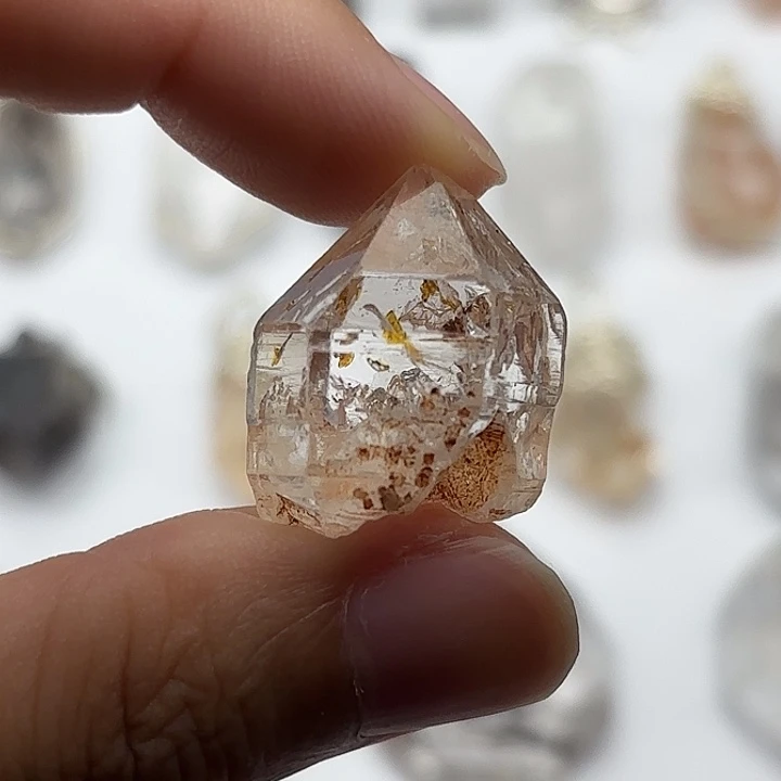 颈饰未镶嵌水晶巴基斯坦红泥闪灵钻24mm+