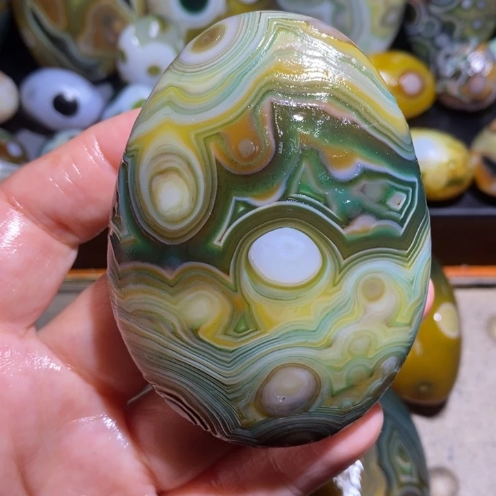 未镶嵌玛瑙/玉髓珠宝半成品36