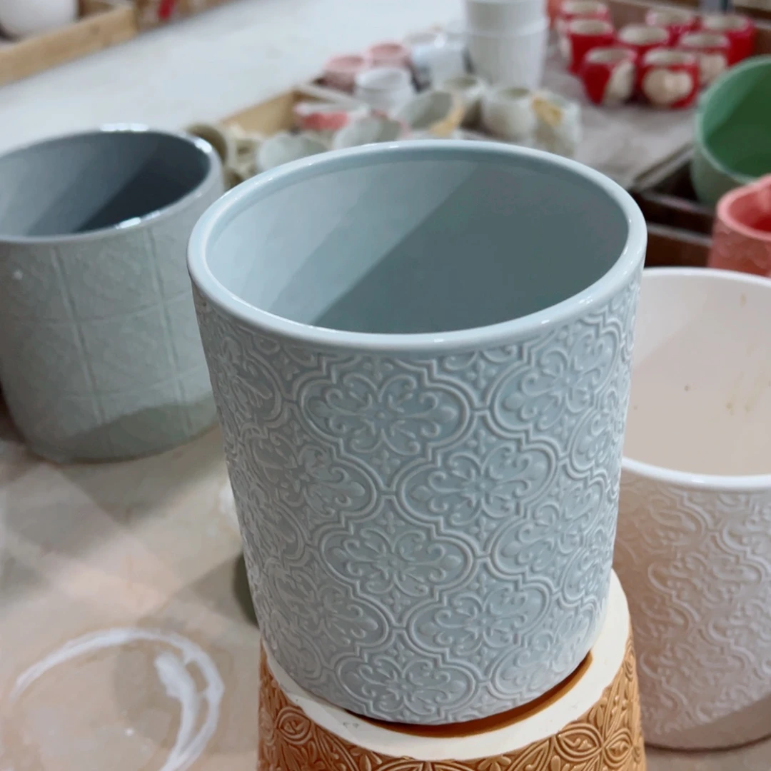 有孔，陶瓷花盆满10米包邮发货