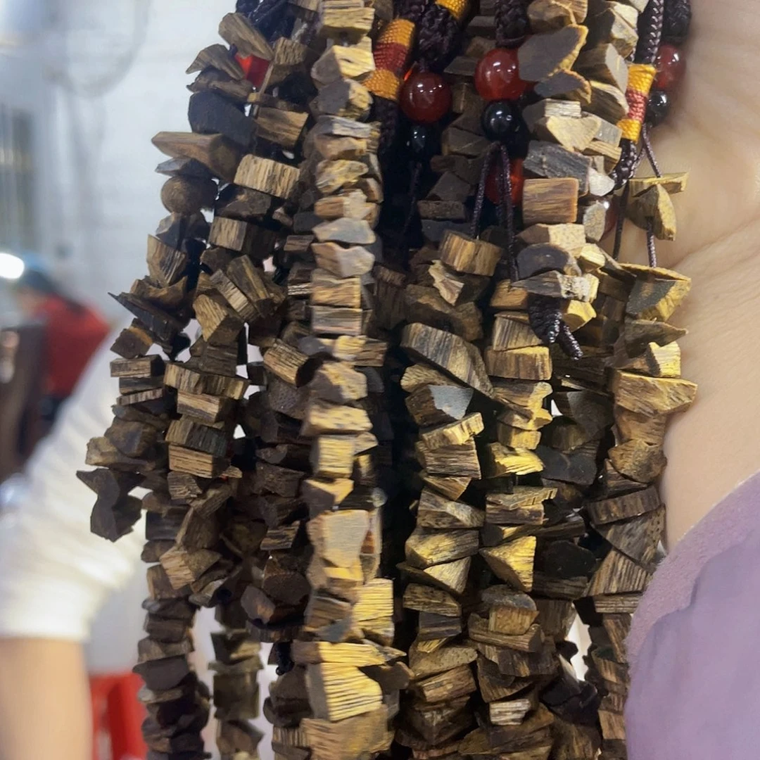 沉香沉香碎屑楠楠原材料一条多样性发一