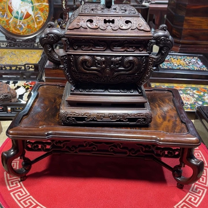 紫檀木类成套家具