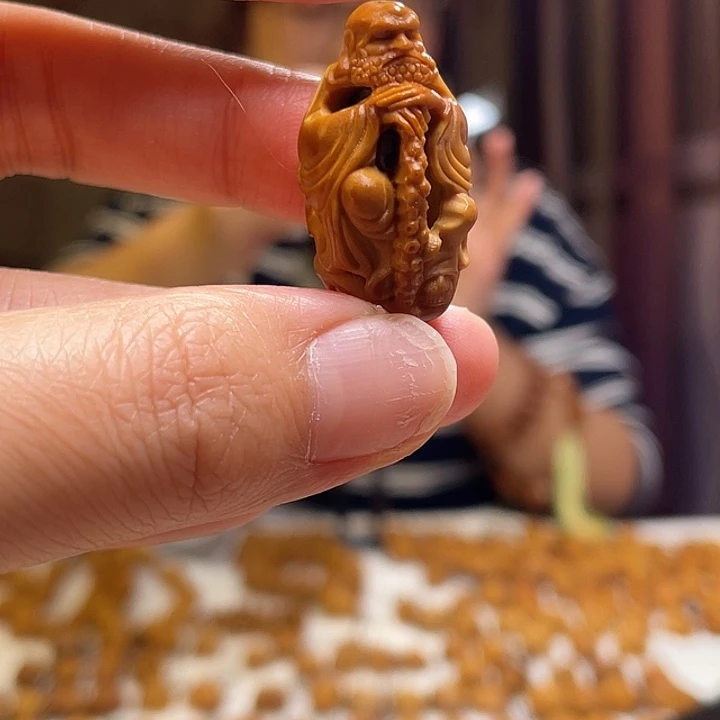 橄榄核吊坠橄榄核