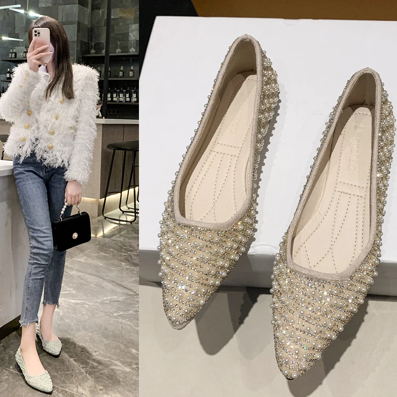 尖头软底单鞋女2024新款水晶珍珠平底瓢鞋不累脚水钻伴娘鞋子婚鞋