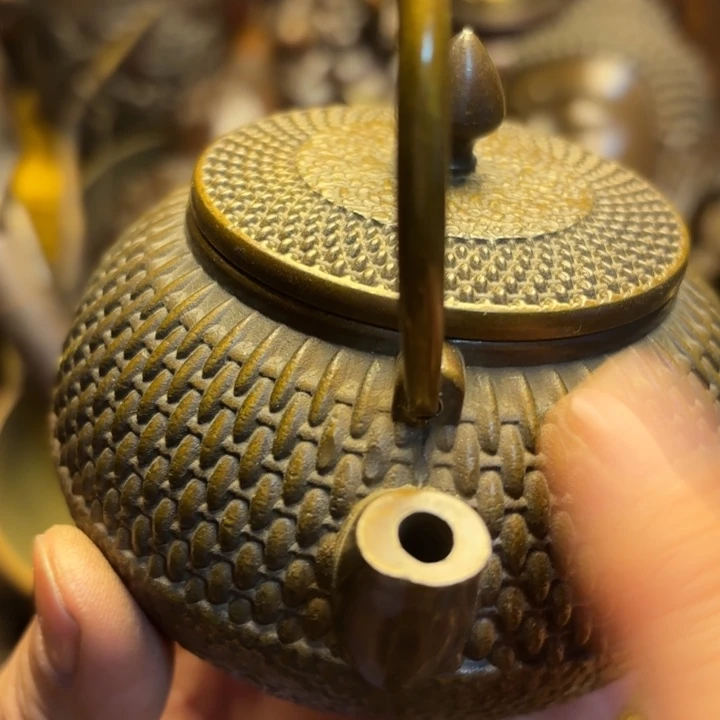 铜器摆件    点击下单