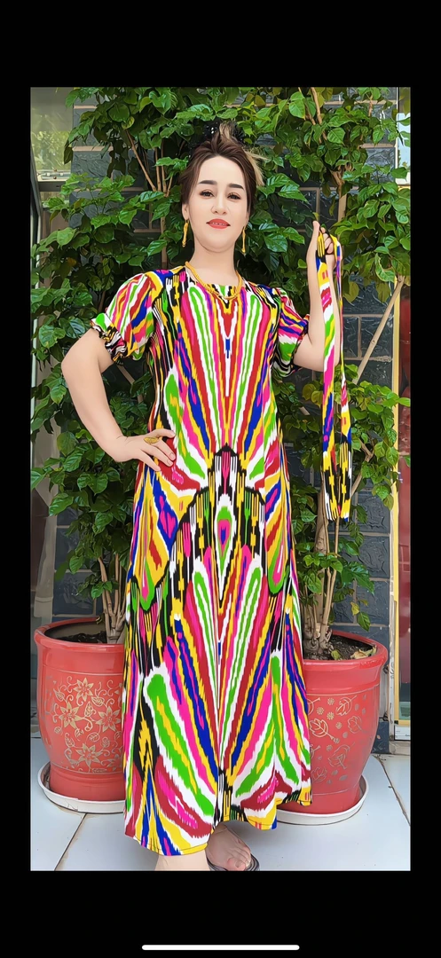 新款夏季atlas 彩色连衣裙