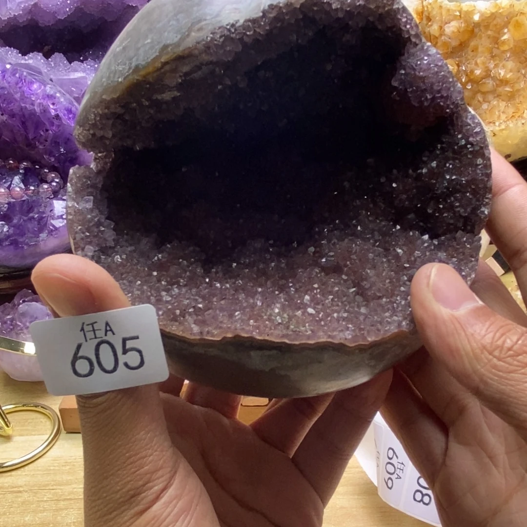 水晶未镶嵌大型摆件（非配饰）